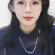 代女士的个人头像